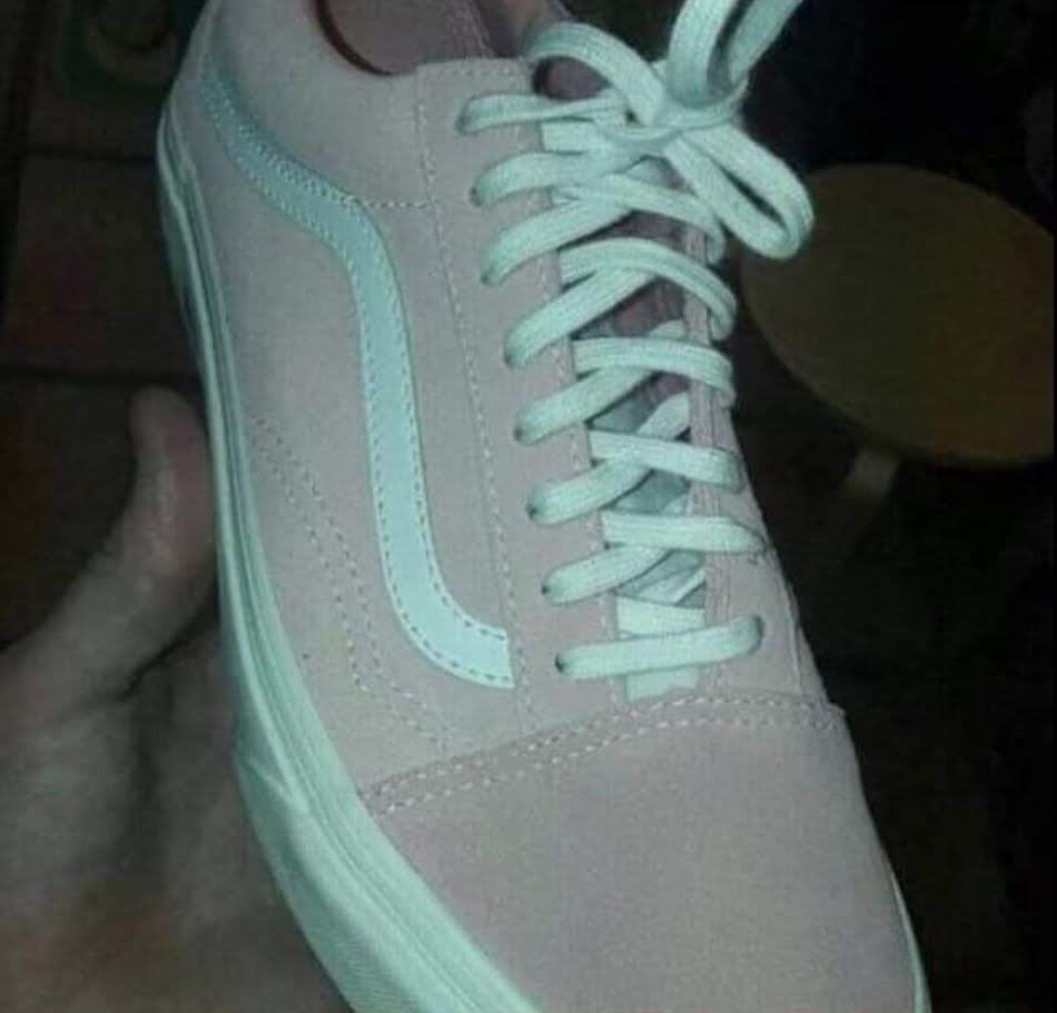 Is the Vans sneaker Grey and Blue or Pink and White ?
