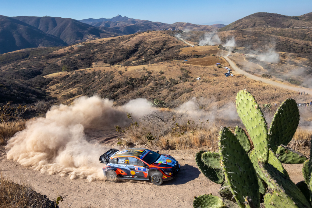 Hyundai claims 3rd podium finish this year in Rally México
