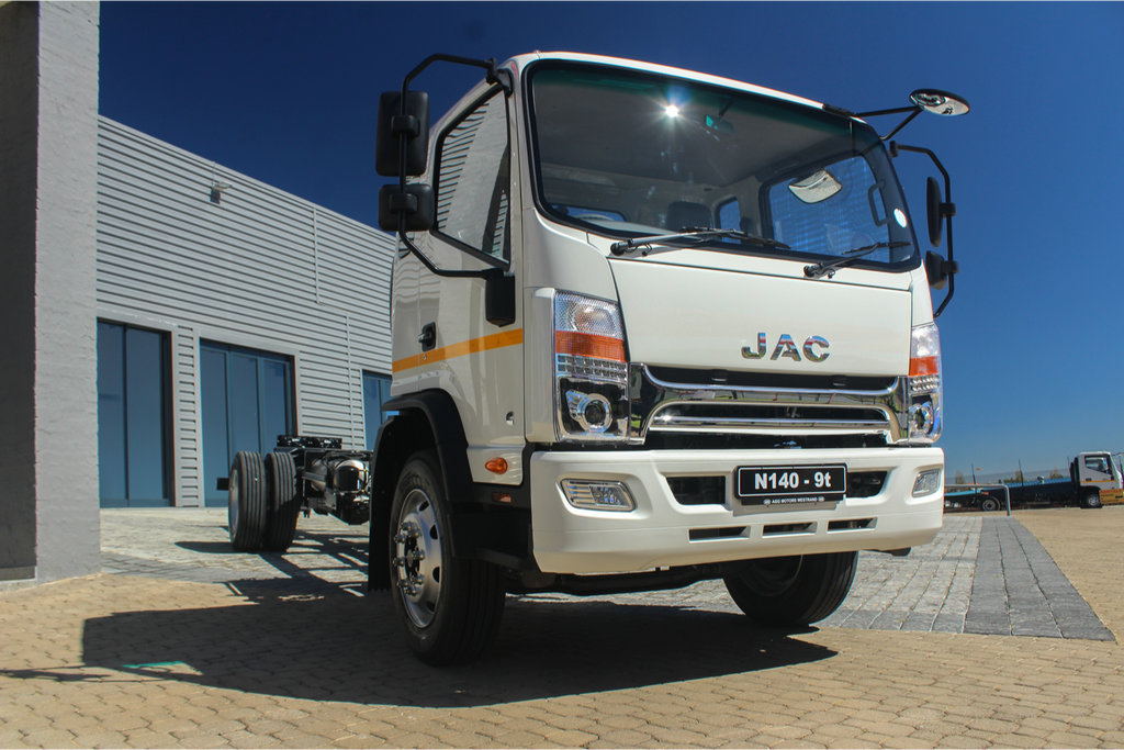 JAC Motors launches new fuel-efficient N140 9-tonne truck