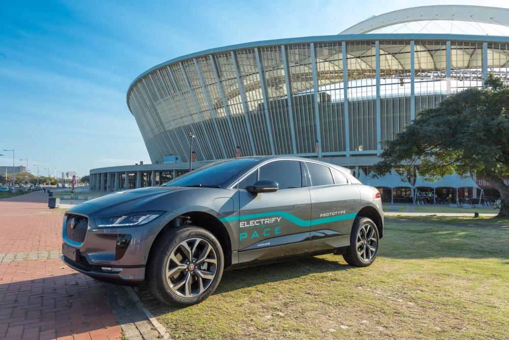 Jaguar I-PACE drives from Johannesburg to Durban