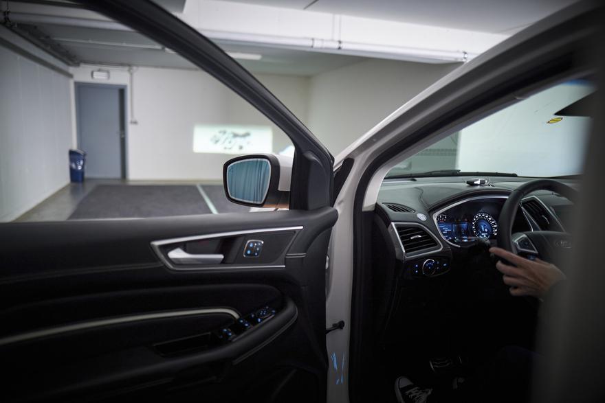 New Ford video game demonstrates high-resolution headlights