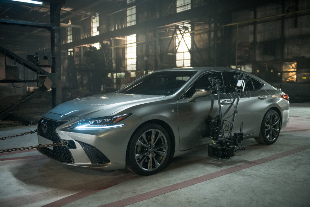 LEXUS LAUNCHES ALL-NEW ES SEDAN WITH THE WORLD’S FIRST ADVERT WRITTEN BY ARTIFICIAL INTELLIGENCE AND SHOT BY AN OSCAR-WINNING DIRECTOR