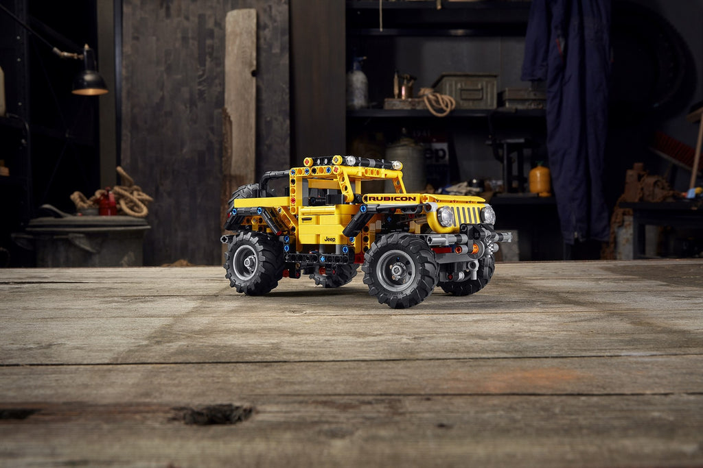 Make the Whole World Your Playground With the New LEGO Technic Jeep Wrangler