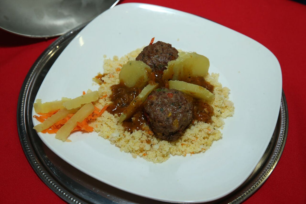 Phutu with mince balls stew Recipe