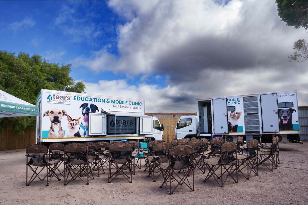 TEARS adds two first-of-its-kind Education and Veterinary Outreach Clinics to its operational fleet