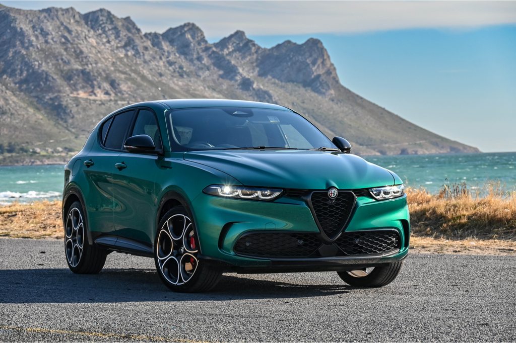 Three Stellantis brands in COTY finals