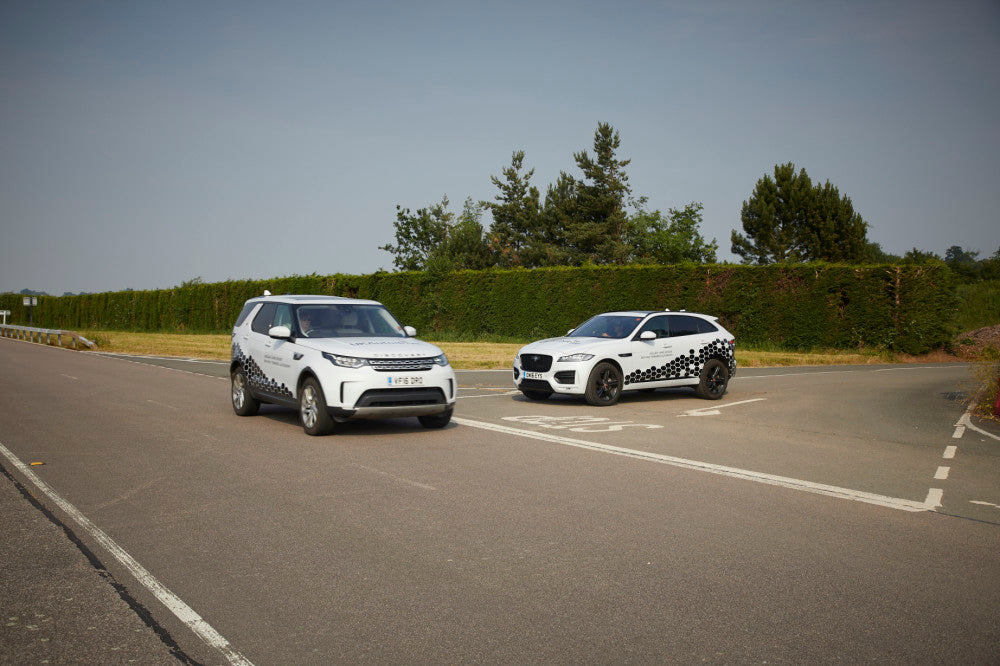 Smart, Connected Jaguar and Land Rover Cars Testing on ‘Connected Corridor’