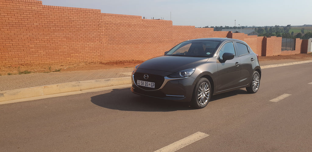 Tanoshī Hatchi: The All New Mazda2
