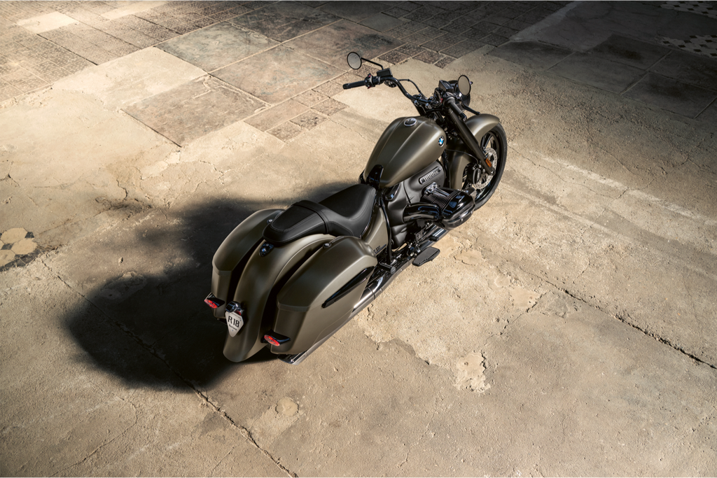 The new BMW R 18 Roctane is the fifth member of the R 18 family