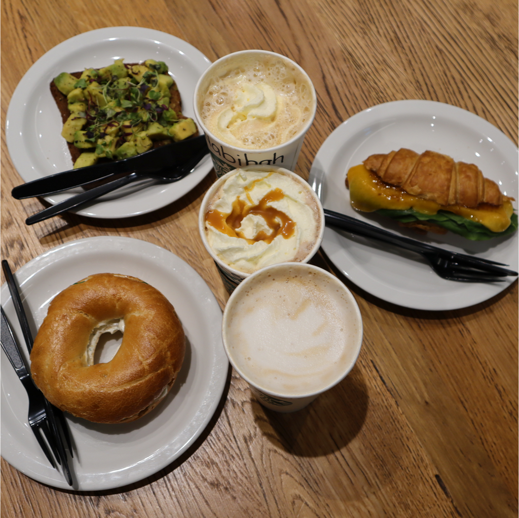 Pampering dads with Starbucks treats on Father’s Day
