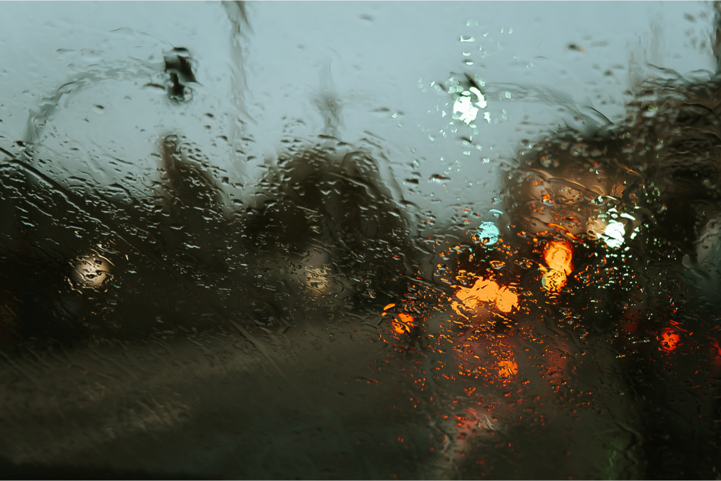 Tips for driving in extreme weather conditions