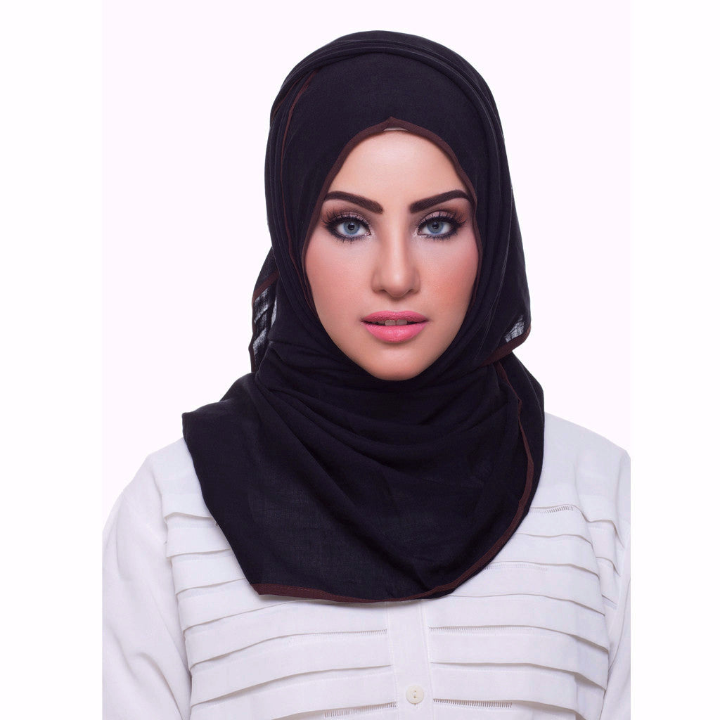 Pearl Daisy - Ebony Bordered Weightless Hi-Lo Hoojab - iloveza.com - 1